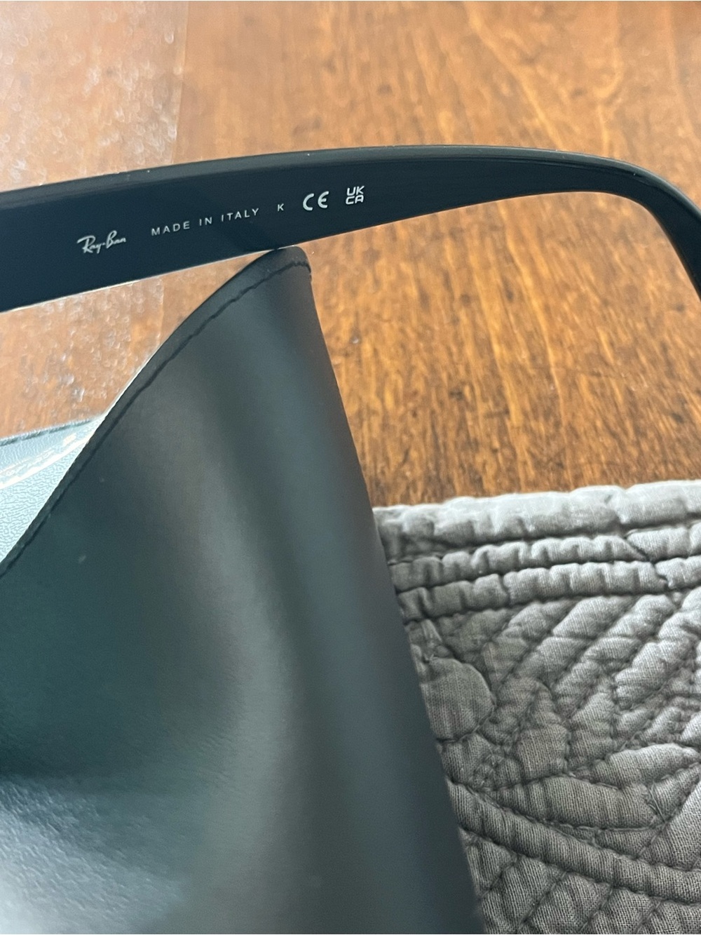 Ray-Ban Women's Polished Black Oval Sunglasses RB 4122 - like new w/receipt - Picture 10 of 15